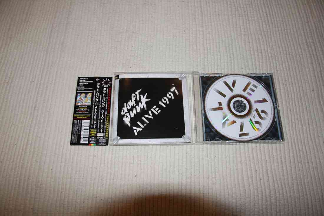 DAFT PUNK - ALIVE 1997 - JAPAN